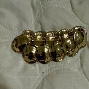 Women's 8" stretchable gold bracelet